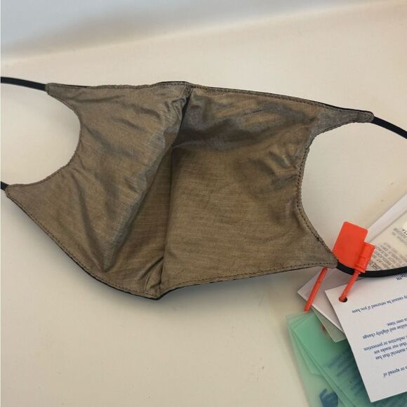 Off white L/XL Unisex Face Mask - Picture 8 of 8